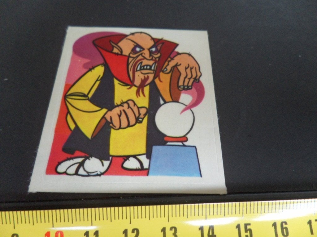 sticker dunkin hippy monsters #81 strip glazen bol, Ophalen of Verzenden, Zo goed als nieuw