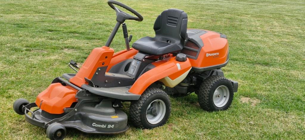 Husqvarna Rider 214 TC - 2 cilinder B&S Nieuwstaat, Cirkelmaaier, Mulchfunctie, Ophalen of Verzenden, Zo goed als nieuw