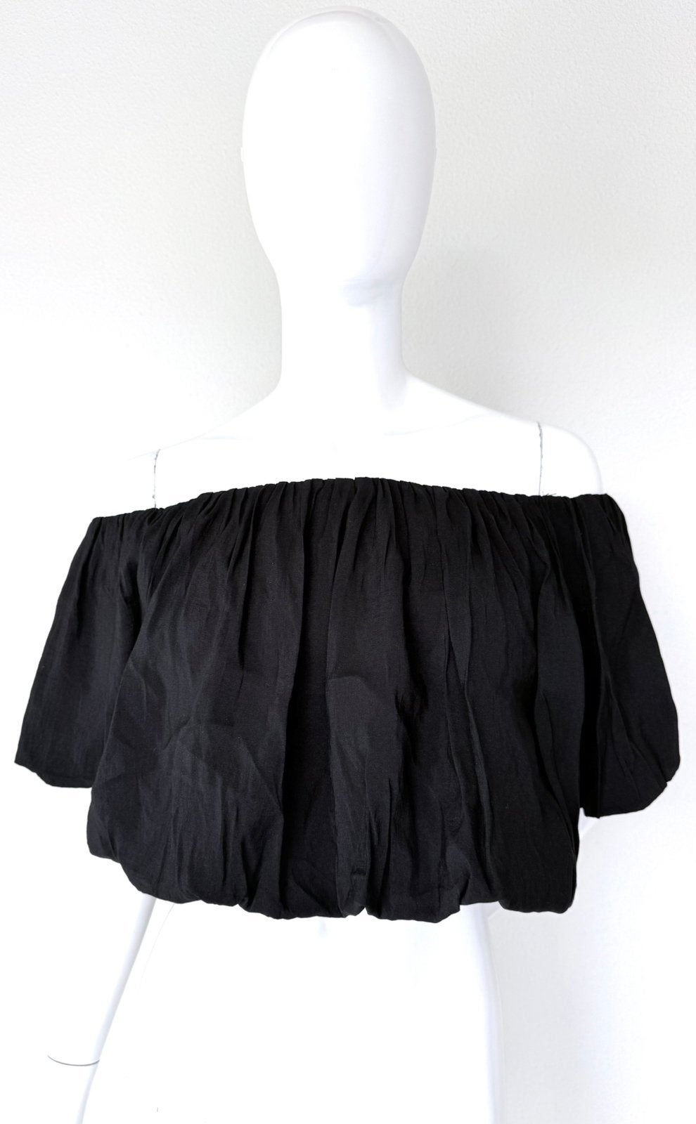 ELLI WHITE OFF SHOULDER TOP, KLEUR ZWART MAAT S️️ 💛💛💛, Zwart, Ophalen of Verzenden, Zo goed als nieuw, Korte mouw