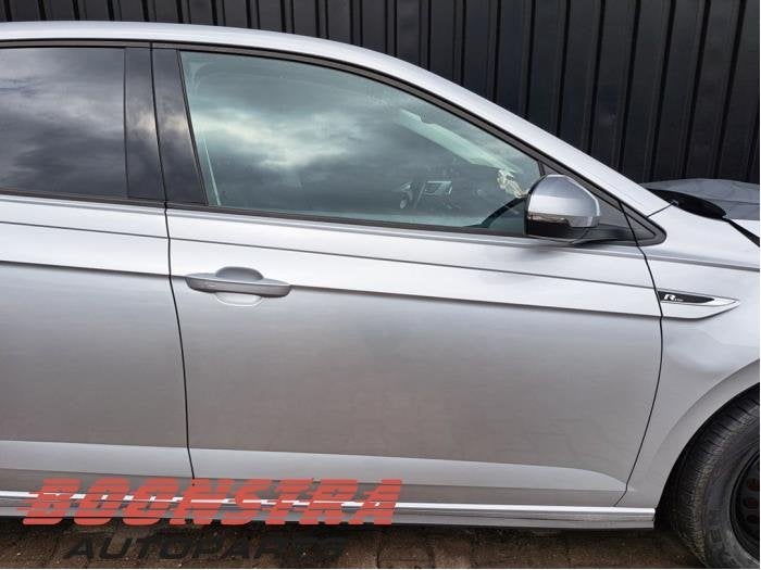 Portier 4Deurs rechts-voor van een Volkswagen Polo (LA7W), Gebruikt, -, -, Ophalen of Verzenden