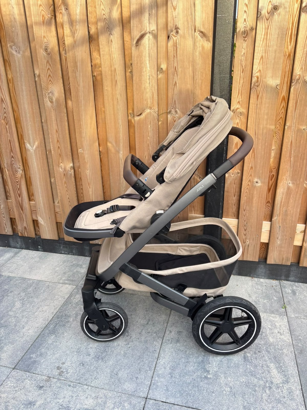 Joolz Geo³ kinderwagen + Maxi-Cosi adapters + regenhoes, Ophalen of Verzenden, Zo goed als nieuw, Overige merken, Zonnekap
