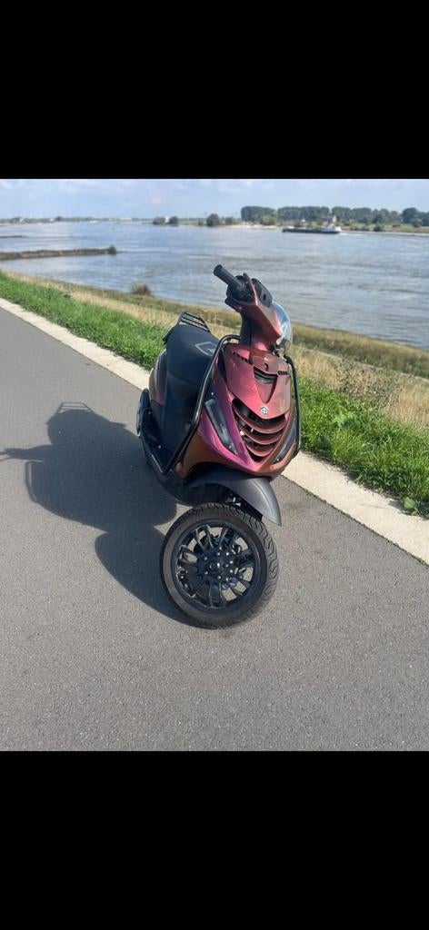Piaggio Zip 2takt met 70cc Malossi en upgrades (project), Fietsen en Brommers, Scooters | Piaggio, Tweetakt, Gebruikt, Maximaal 45 km/u
