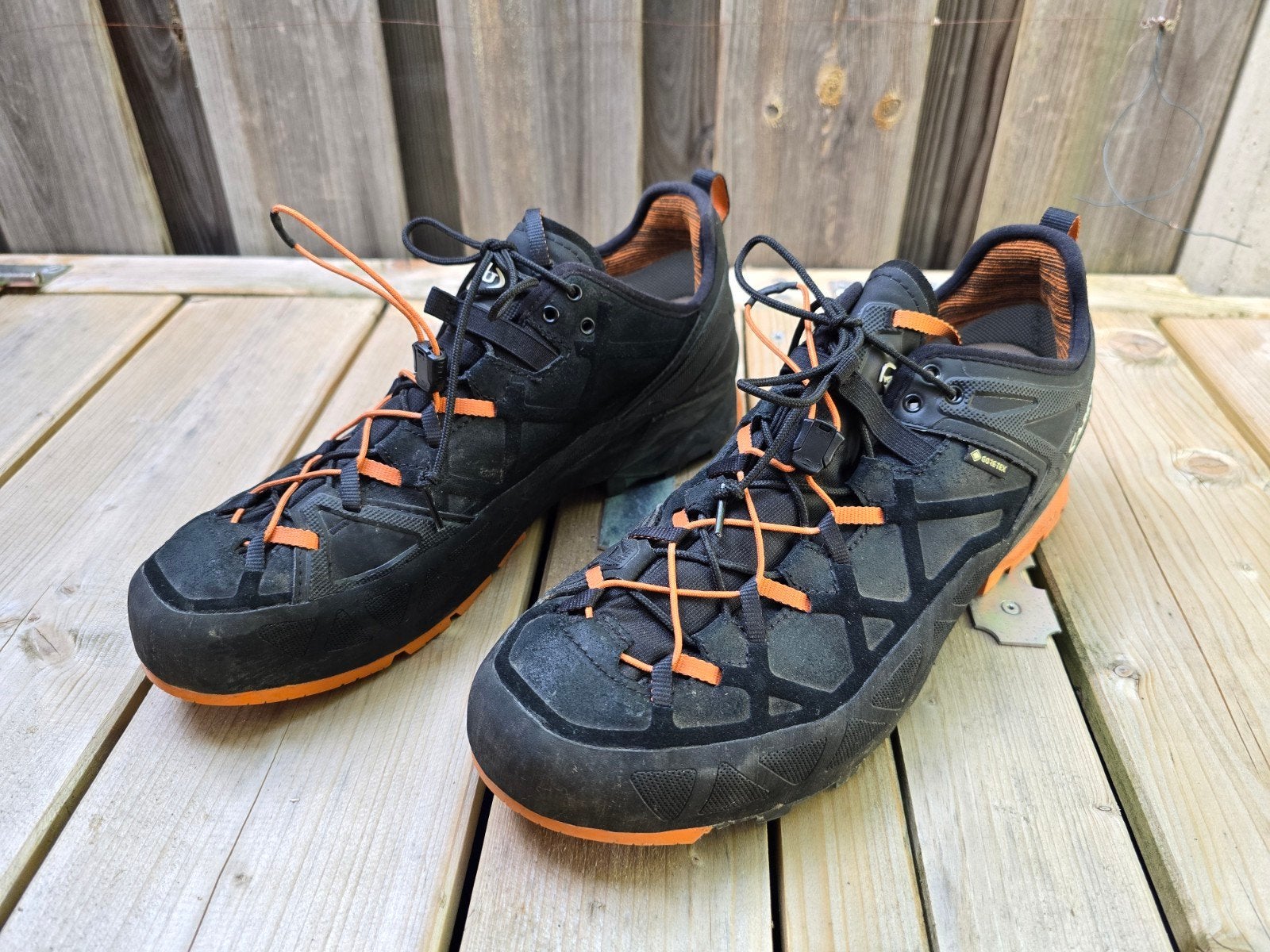 Aku Rock DFS GTX zwart/oranje lage wandelschoenen maat 46, Ophalen of Verzenden, Zo goed als nieuw, Schoenen