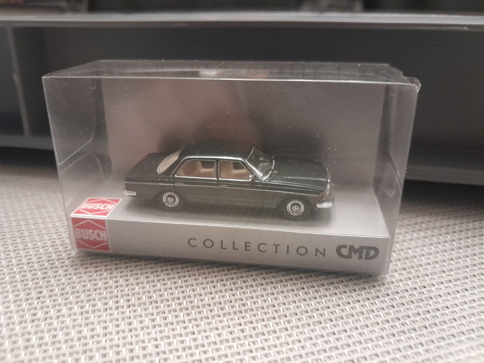 Busch Mercedes-Benz W123 Limousine CMD Collection, Ophalen of Verzenden, Nieuw, Auto, Overige merken