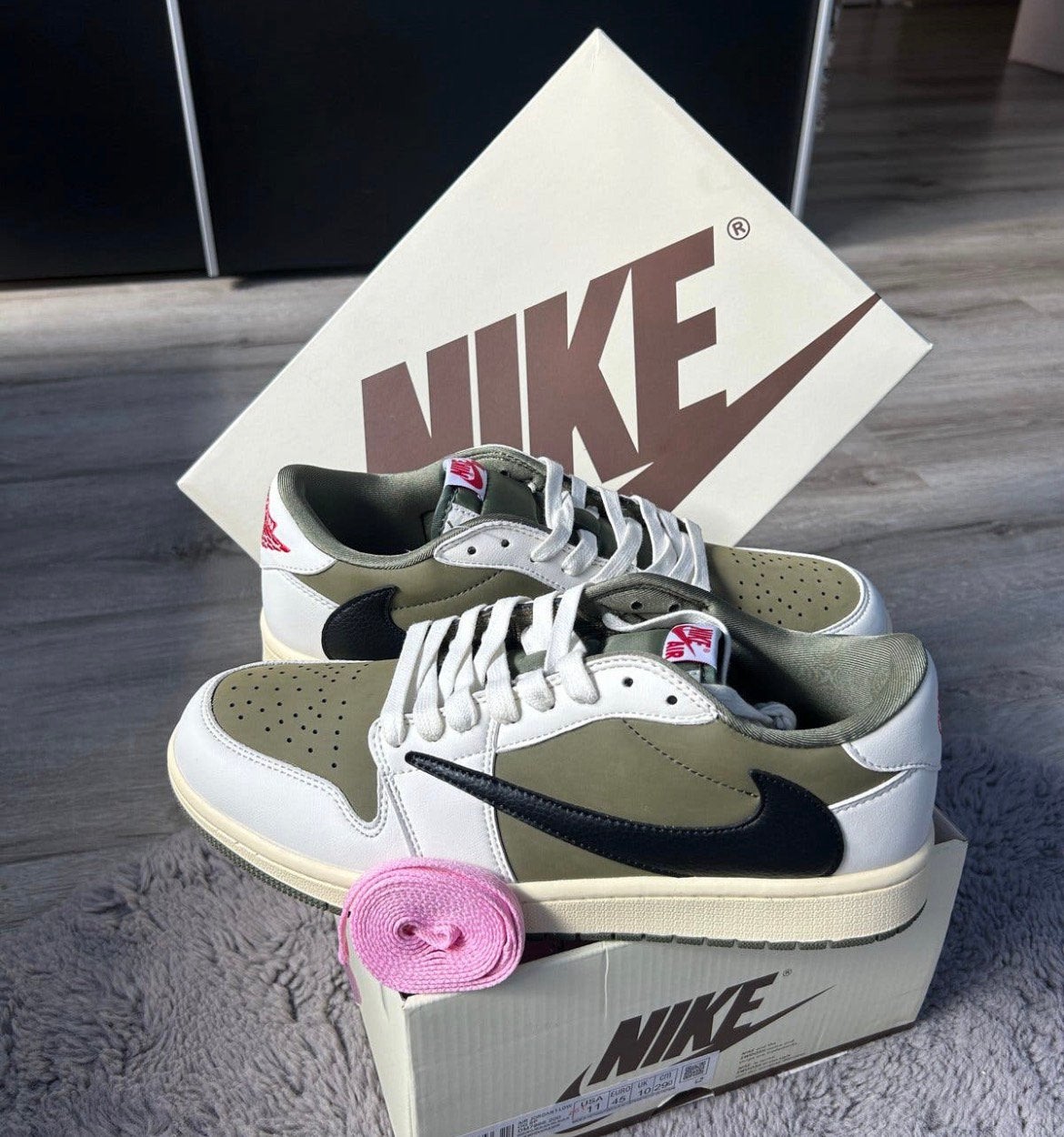 Travis scott sneakers, Verzenden, Nieuw, Overige kleuren, Sneakers of Gympen
