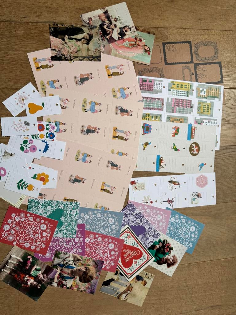 Diverse knutselspullen kaarten, stickers, briefpapier (FLOW), Ophalen, Zo goed als nieuw, Knutselwerk