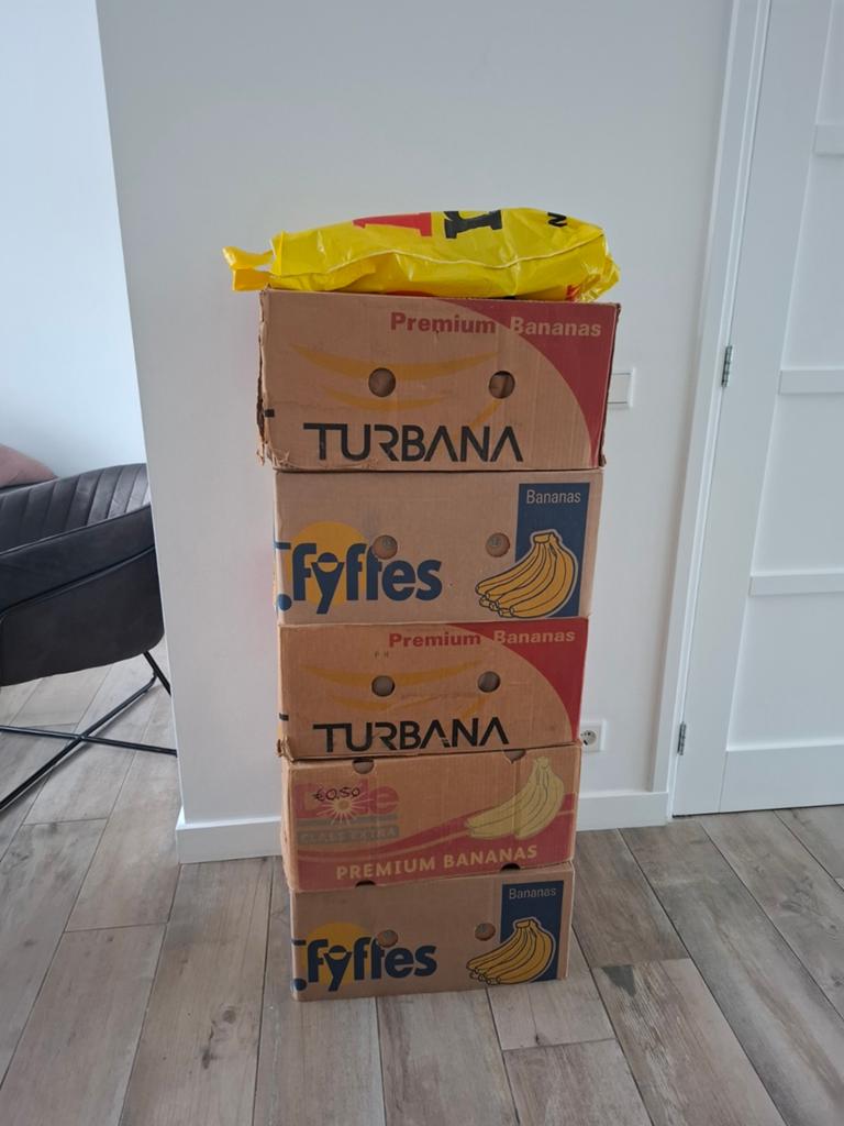 Rommelmarkt spullen   5 dozen   ideaal voor de meimarkt, Ophalen