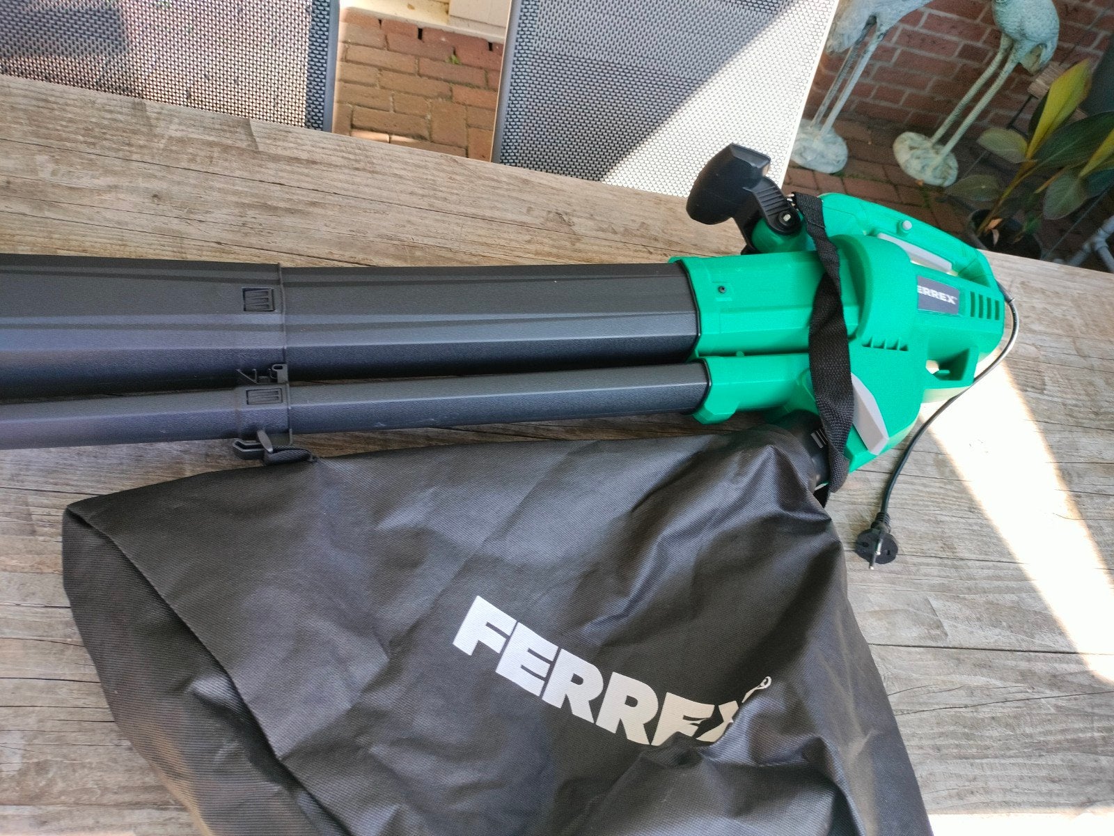 Ferrex Elektrische Bladblazer/Bladzuiger 3300W, Ophalen, Met opvangzak, Ferrex, Handgedragen