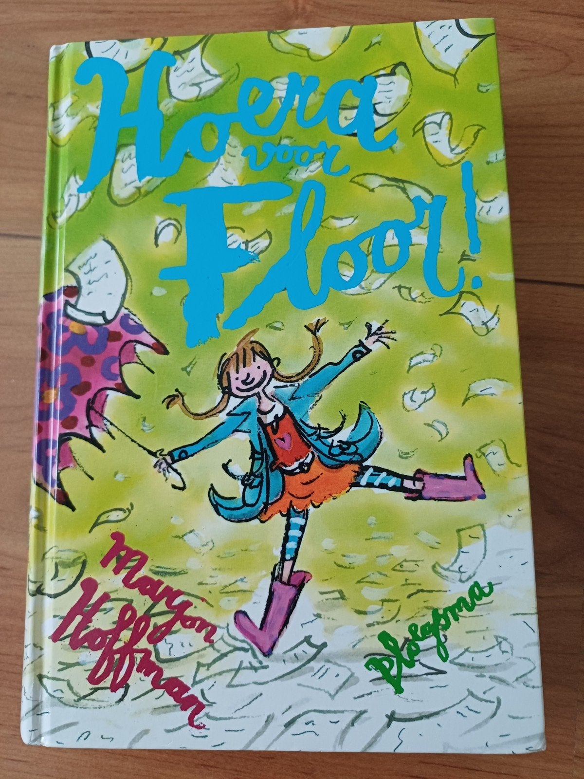 Marjon Hoffman - Hoera voor Floor!, Fictie algemeen, Ophalen of Verzenden, Zo goed als nieuw, Marjon Hoffman