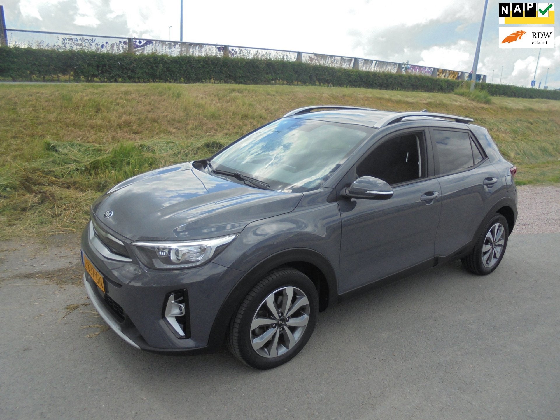 Kia Stonic Kia Stonic 1.0 T-GDI MHEV airco lmv camera 29.000, Voorwielaandrijving, 450 kg, Gebruikt, 100 pk