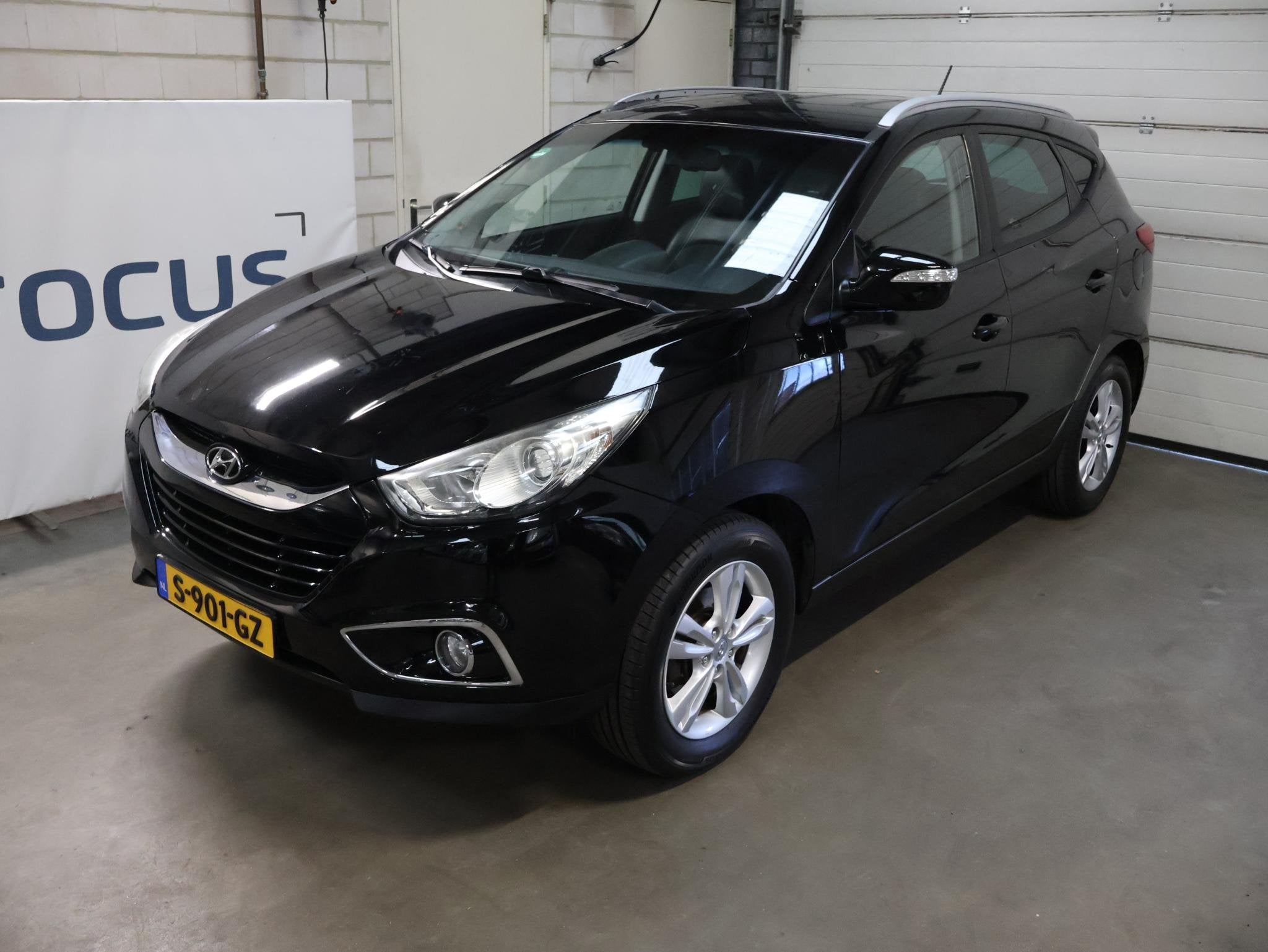 Hyundai ix35 1.6i GDI Business Edition Leder Carplay Navi Cr, Auto's, Voorwielaandrijving, Euro 5, 135 pk, 1591 cc