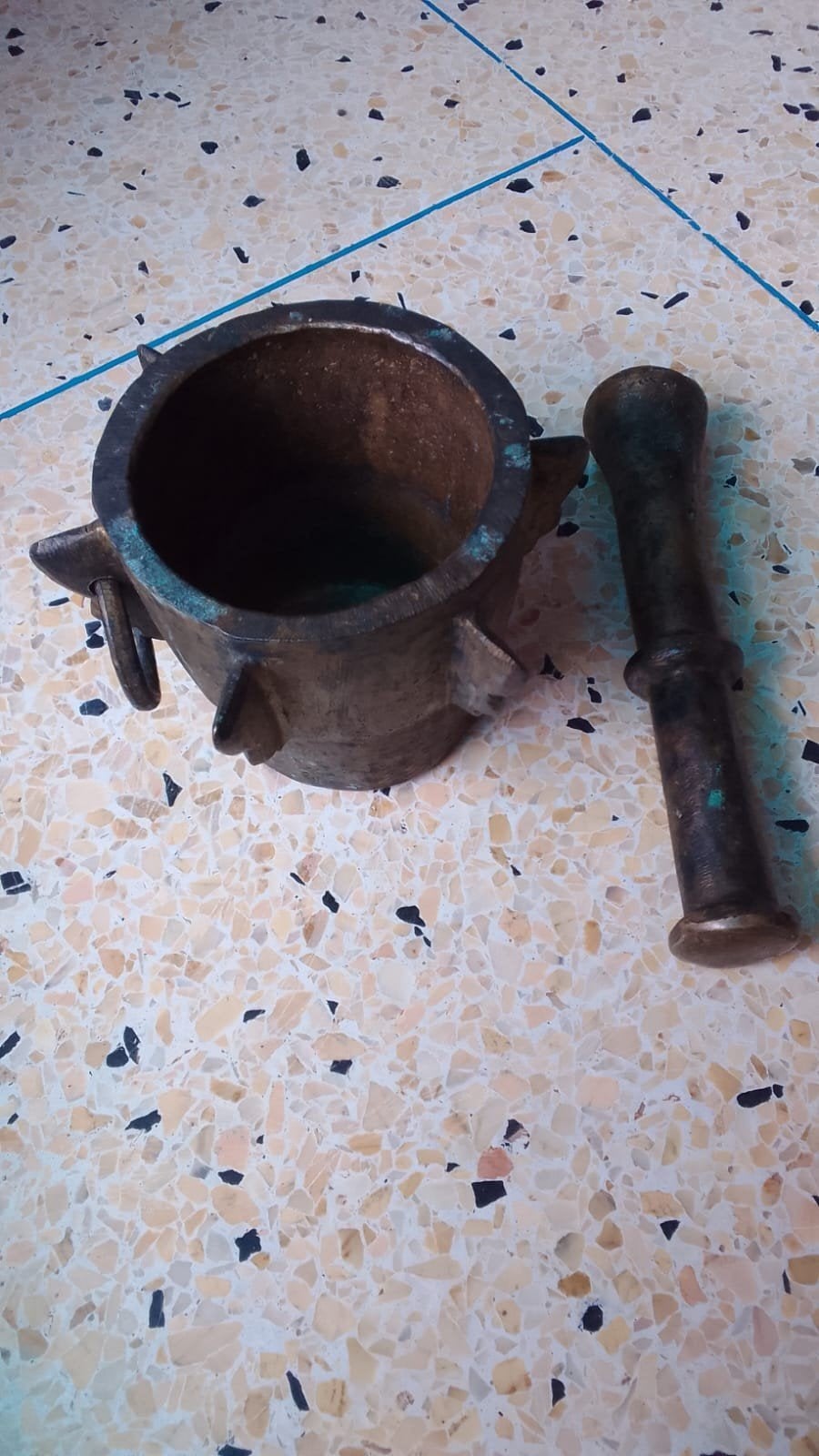 Antieke Bronzen Mortier met Vijzel - 400 jaar oud, Antiek en Kunst, Ophalen