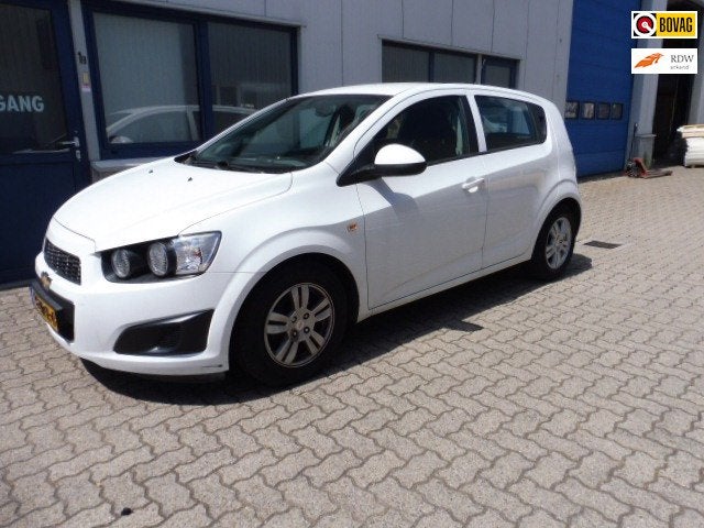 Chevrolet Aveo 1.2 LT Airco, Auto's, Chevrolet, Euro 5, Aveo, 4 cilinders, Met garantie (alle)
