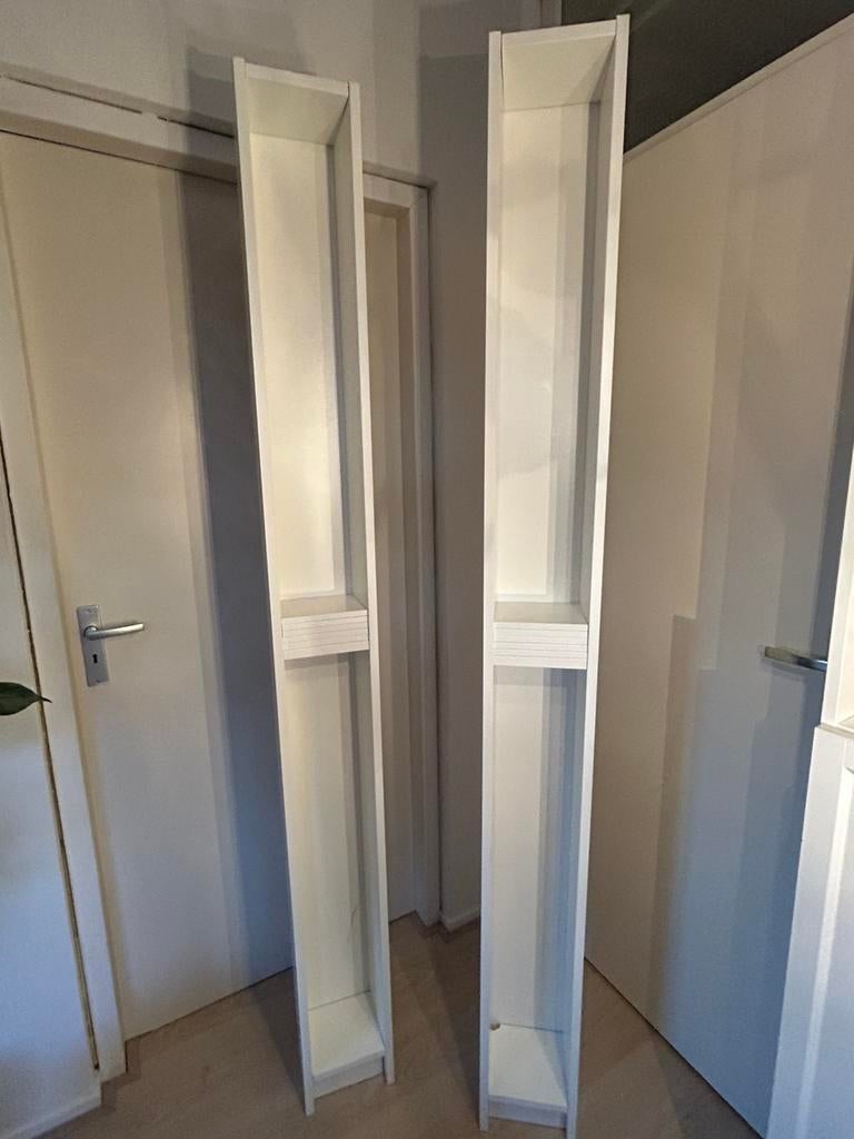 2 x ikea gnedby cd / dvd kast wit, Ophalen of Verzenden, Zo goed als nieuw, Hout, Cd's of Dvd's