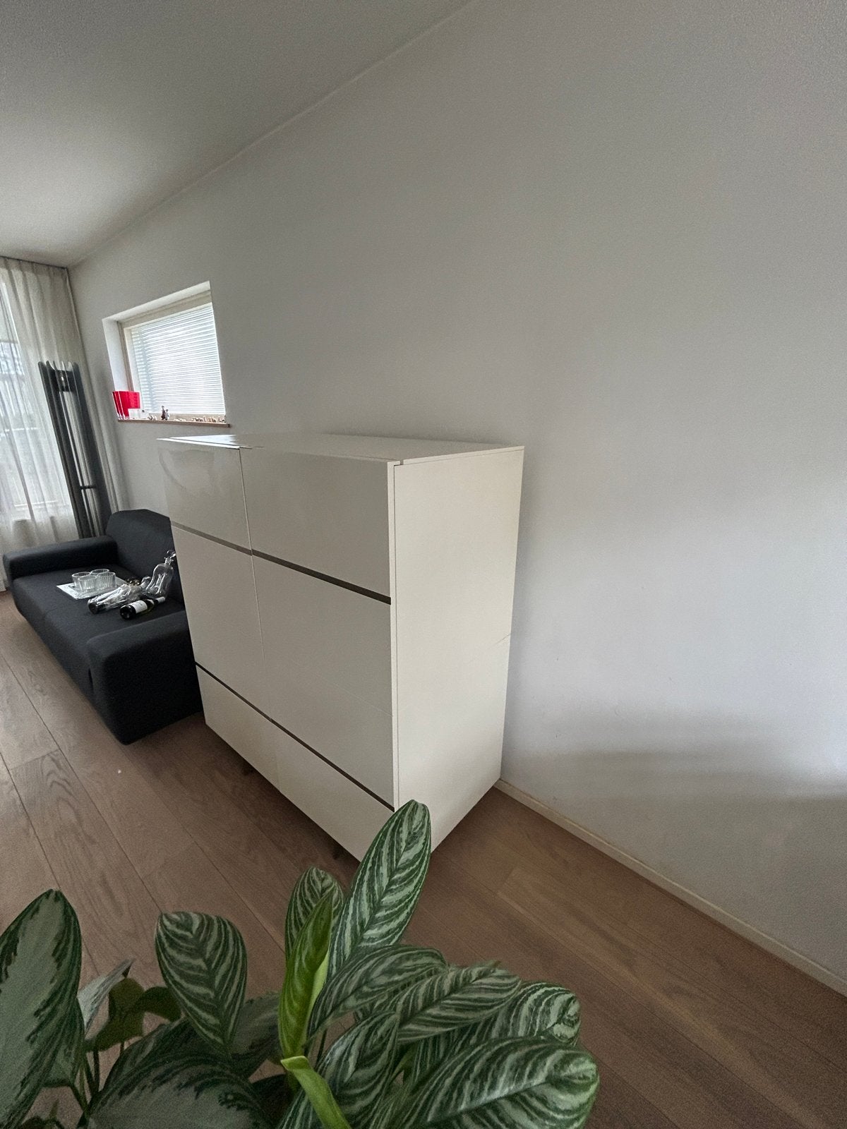 Moderne buffetkast, 140x120x60 cm, Ophalen, 100 tot 150 cm, Zo goed als nieuw, Met deur(en)