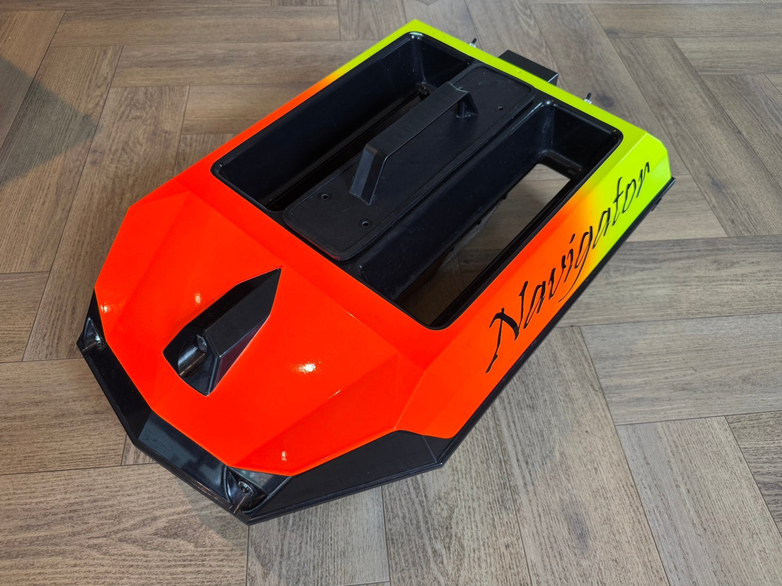 Navigator voerboot, Ophalen, Zo goed als nieuw, Overige typen
