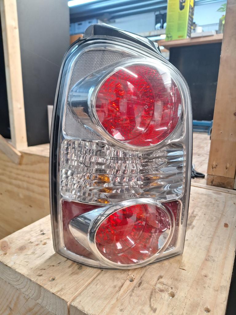 Hyundai Trajet 2006 linker achterlicht, Auto-onderdelen, Ophalen of Verzenden, Gebruikt, Hyundai