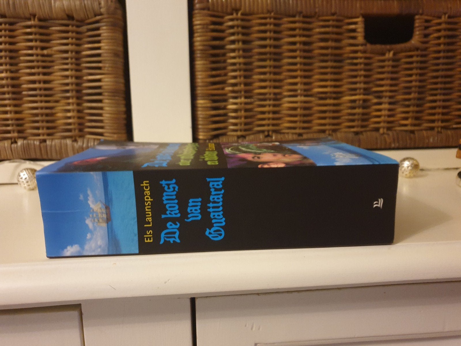 Els Launspach - De komst van quattaral, Ophalen of Verzenden, Gelezen