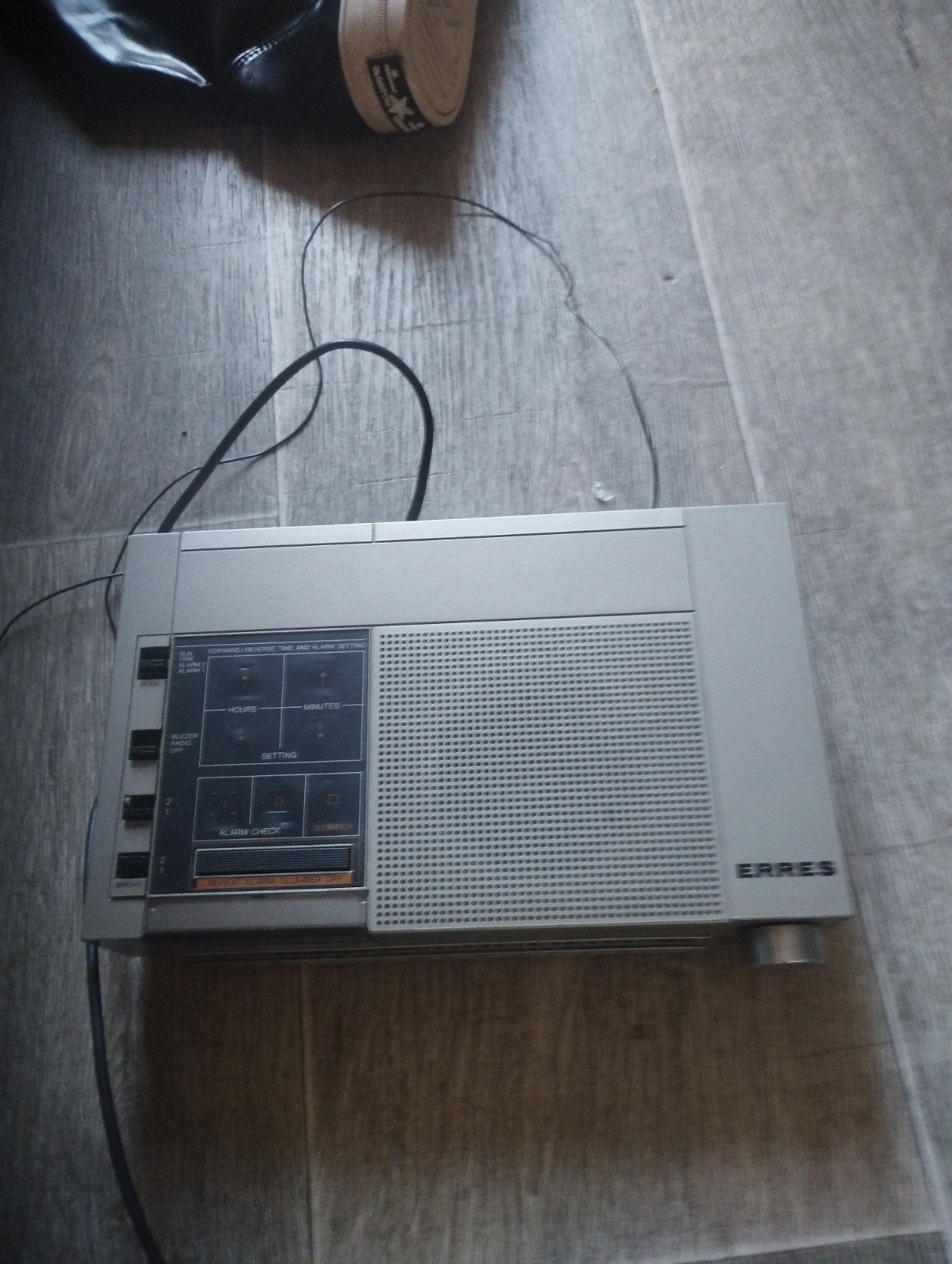 Erres Radio met Wekkerfunctie - Vintage Design, Ophalen, Gebruikt, Radio