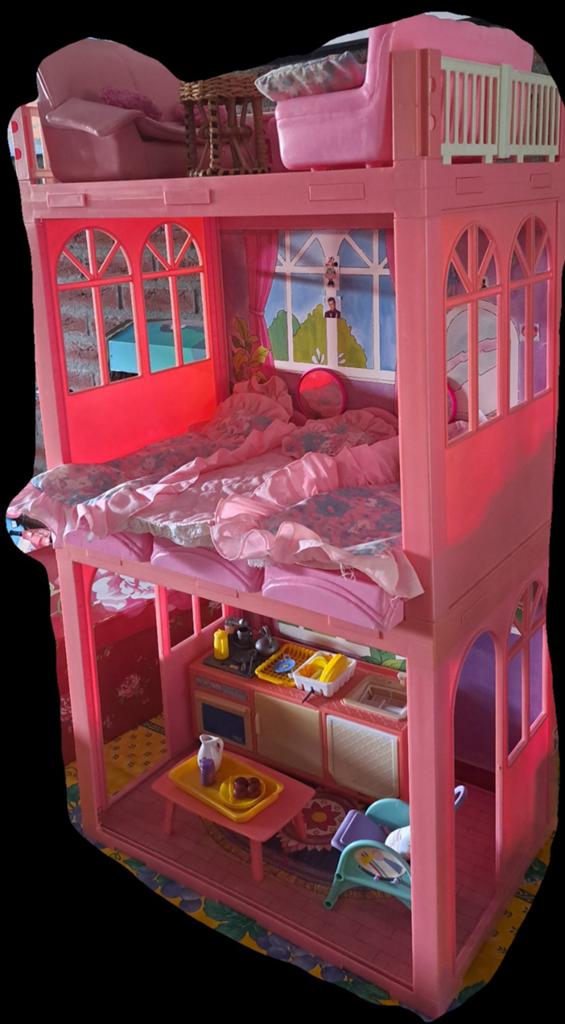 Barbiehuis met meubeltjes, Ophalen, Gebruikt, Poppenhuis