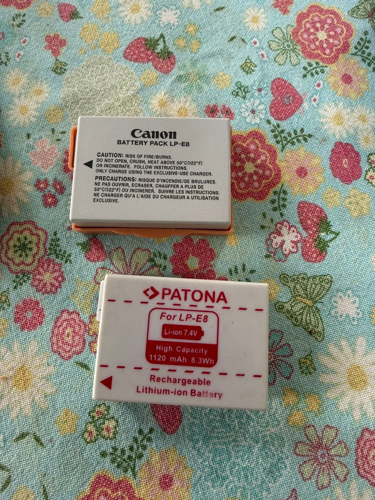 Twee Canon LP-E8 batterijen, Ophalen, Zo goed als nieuw