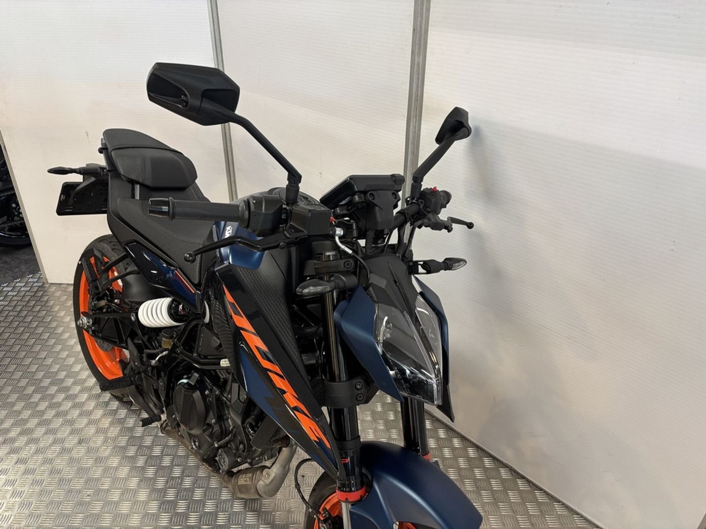KTM Duke 125 ABS (bj 2025), KTM, Bedrijf, Onbekend, 125 cc