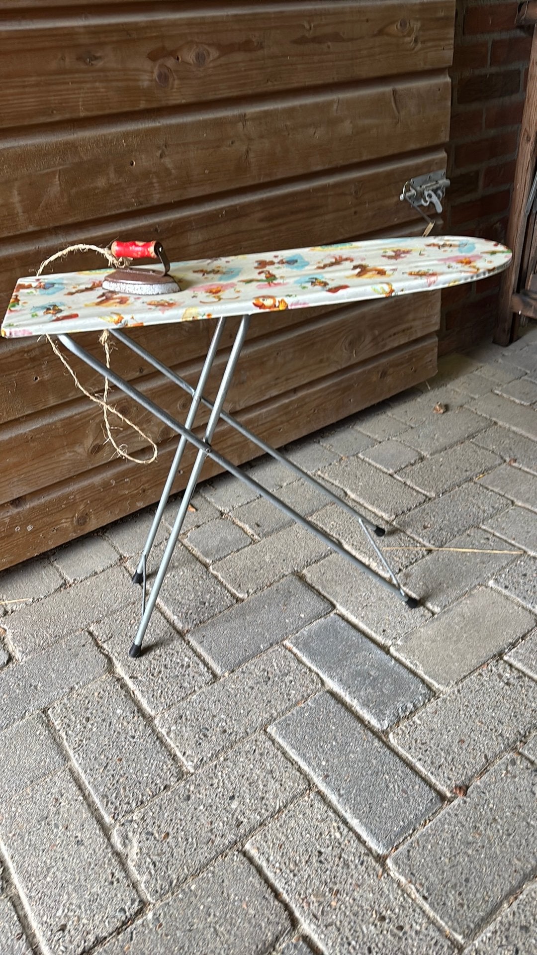 Antiek kinder strijkijzer compleet met ijzer, Ophalen of Verzenden