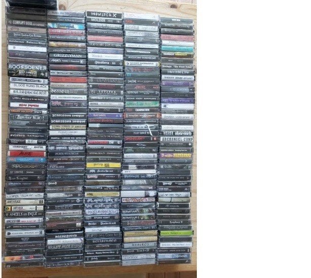 165 heavy/black/thrash/death metal tapes