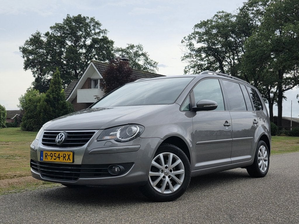 Volkswagen Touran 1.4 TSI Trendline (bj 2009), Gebruikt, 14 km/l, Bedrijf, 84 €/maand