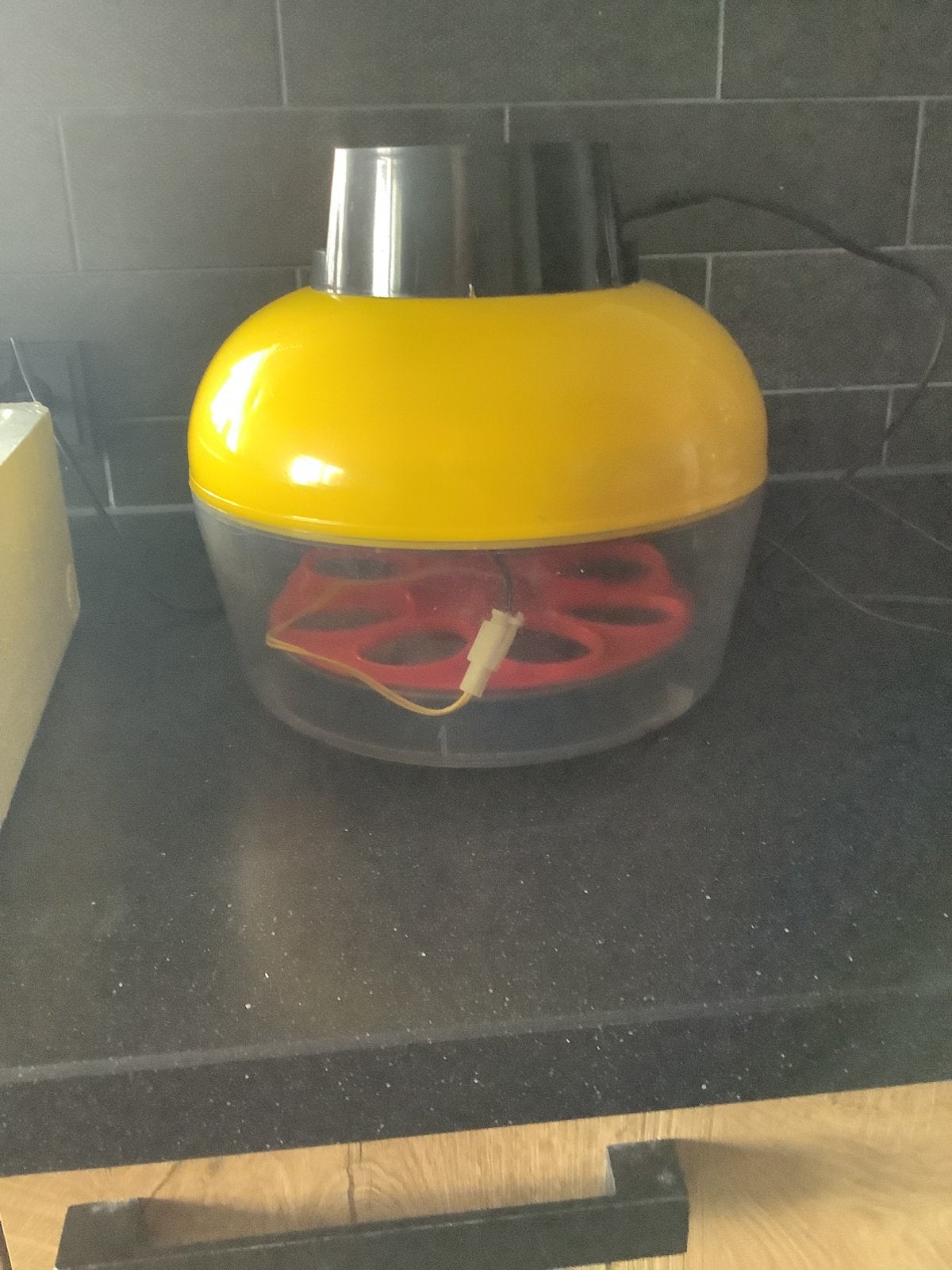 Broedmachine voor 8 eieren, Dieren en Toebehoren, Ophalen of Verzenden, Zo goed als nieuw, Broedmachine