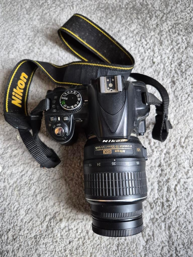 Nikon D3100 Spiegelreflexcamera met AF-S DX NIKKOR 18-55mm l, Gebruikt, Spiegelreflex, Ophalen of Verzenden, 4 t/m 7 keer
