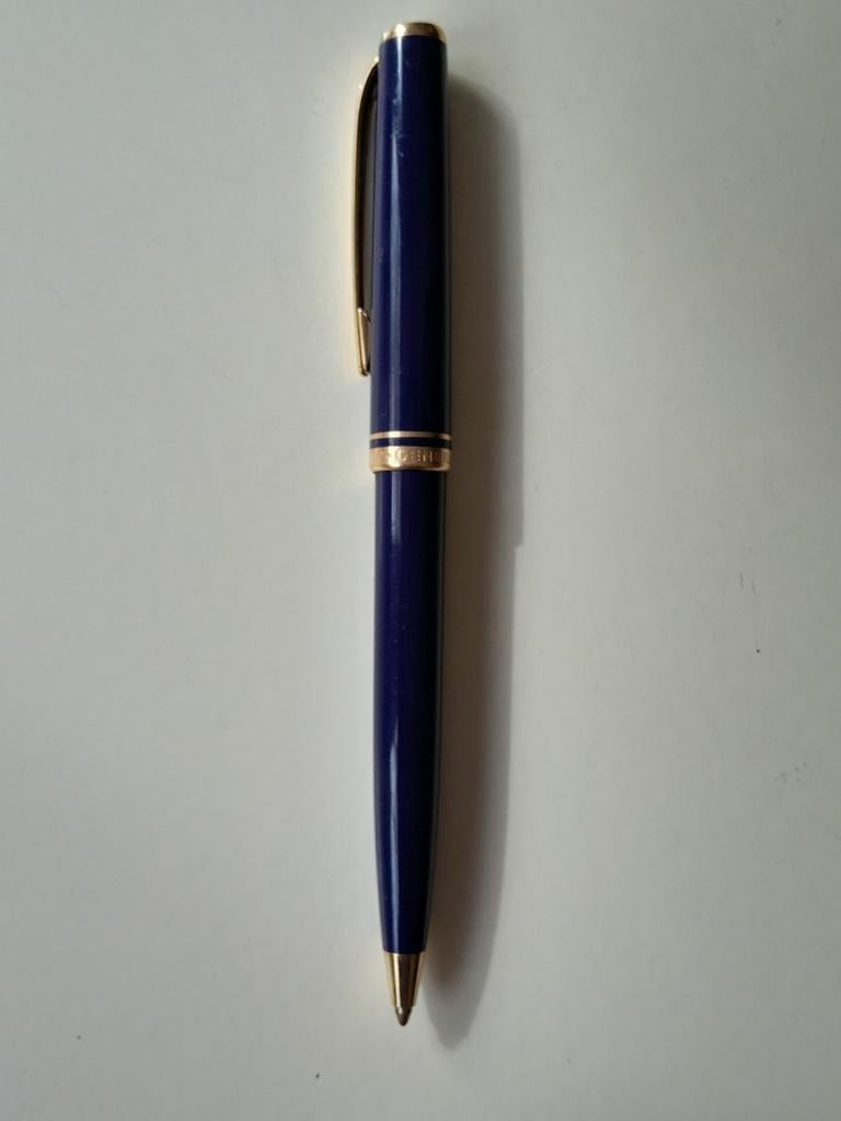 Montblanc pen type generation, Verzamelen, Pennenverzamelingen, Ophalen of Verzenden, Zo goed als nieuw, Balpen, Mont Blanc