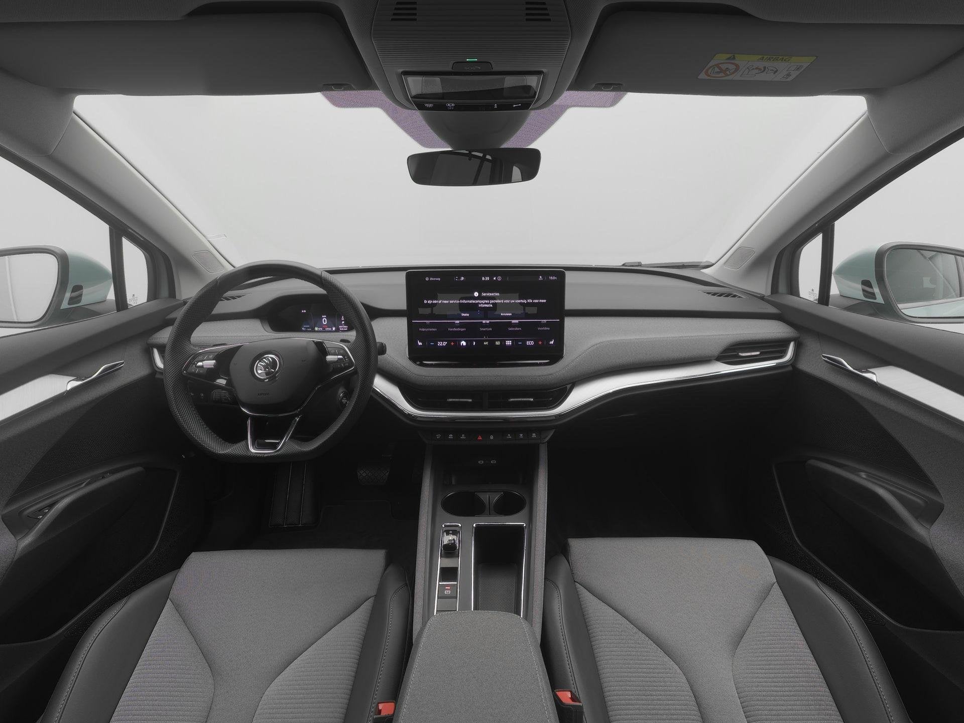 Skoda Enyaq iV 80X | Warmtepomp | Trekhaak | Camera | Leder, Auto's, Automaat, 2095 kg, Gebruikt, Leder en Stof