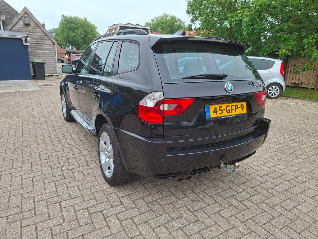 BMW X3 3.0i Executive apk t/m 06/27 trekhaak, Auto's, BMW, Automaat, Gebruikt, 2000 kg, Zwart