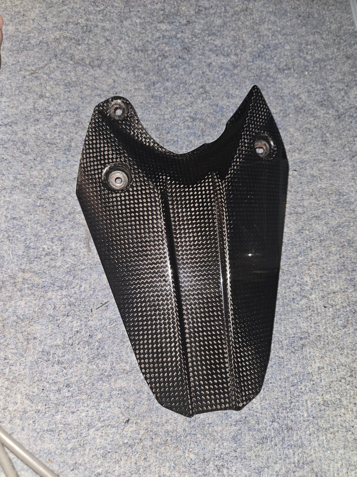 triumph daytona 675 r axhterspatbord carbon 2011, Ophalen of Verzenden