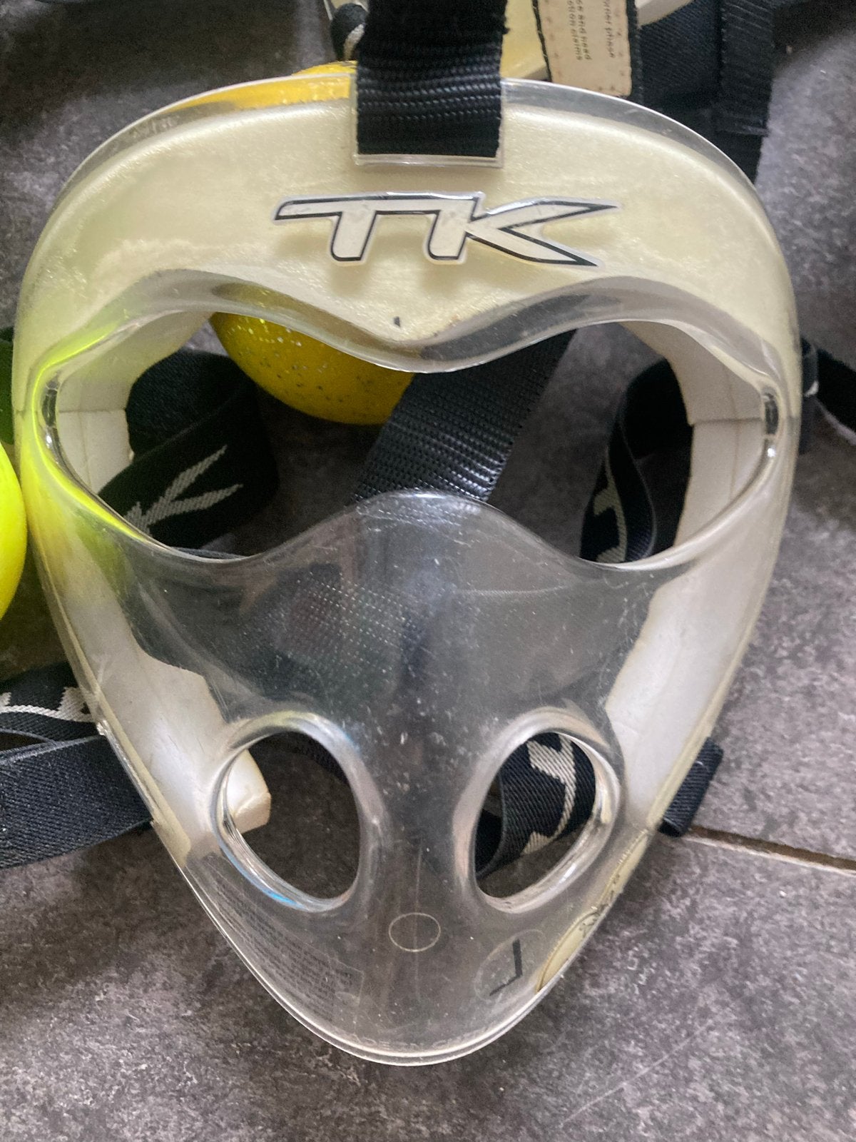Hockey maskers, ballen en handschoen - complete set, Sport en Fitness, Hockey, Ophalen, Gebruikt, Overige typen