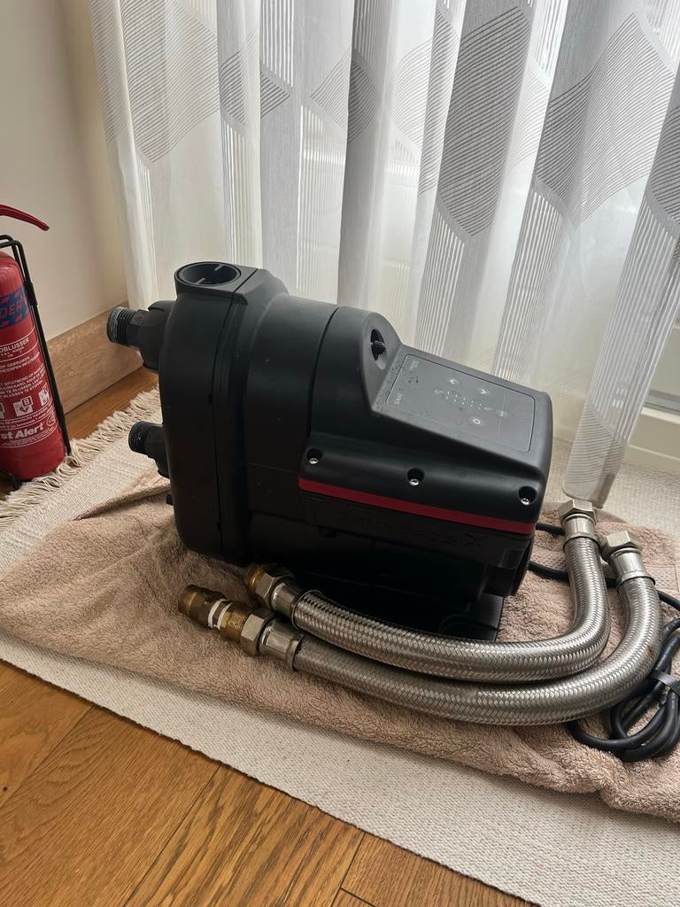 Grundfos Scala2 hydrofoorpomp - werkt, maar lekt, Tuin en Terras, Waterpompen, Ophalen, Gebruikt, Elektrisch, Hydrofoorpomp