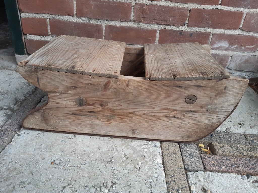 Slee, antiek, hout en ijzeren ijzers, Ophalen