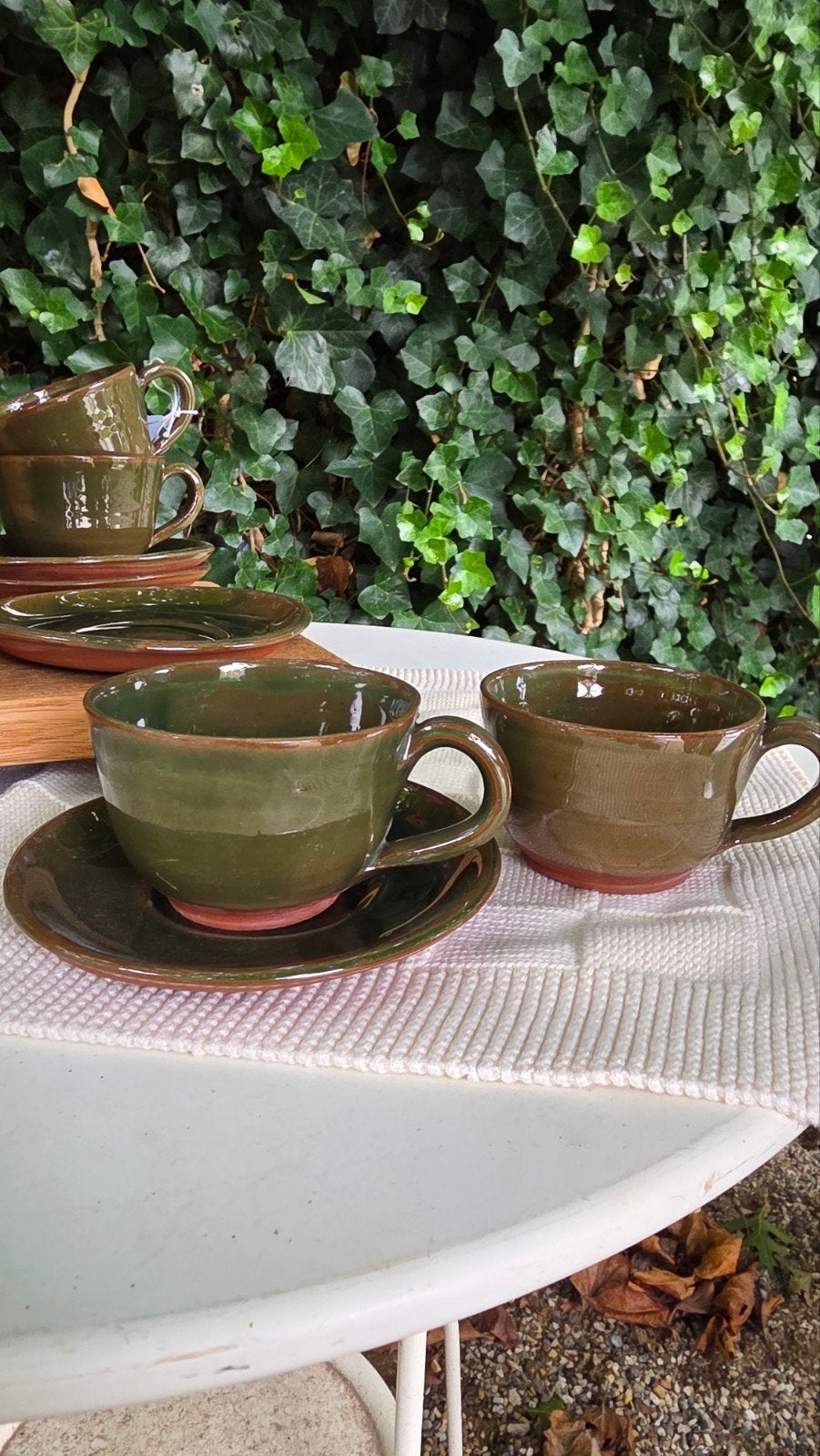 Set van 6 vintage kop en schotel, aardewerk, groen, Vintage, Ophalen of Verzenden, Zo goed als nieuw, Overige stijlen
