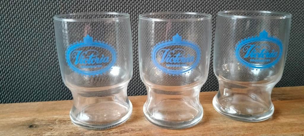 Vintage Victoria bronwater glazen, Ophalen of Verzenden, Gebruikt, Waterglas