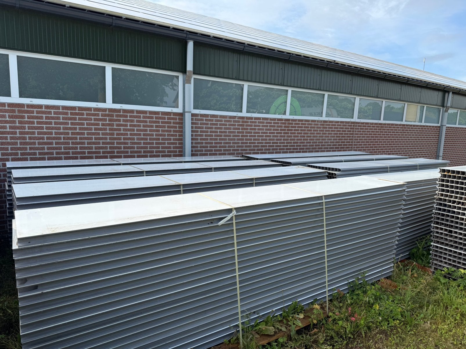 Kunststofwandplaat 50 mm dik 50cm breed 290 of 335 cm lang., Dieren en Toebehoren, Geslacht onbekend, Varken