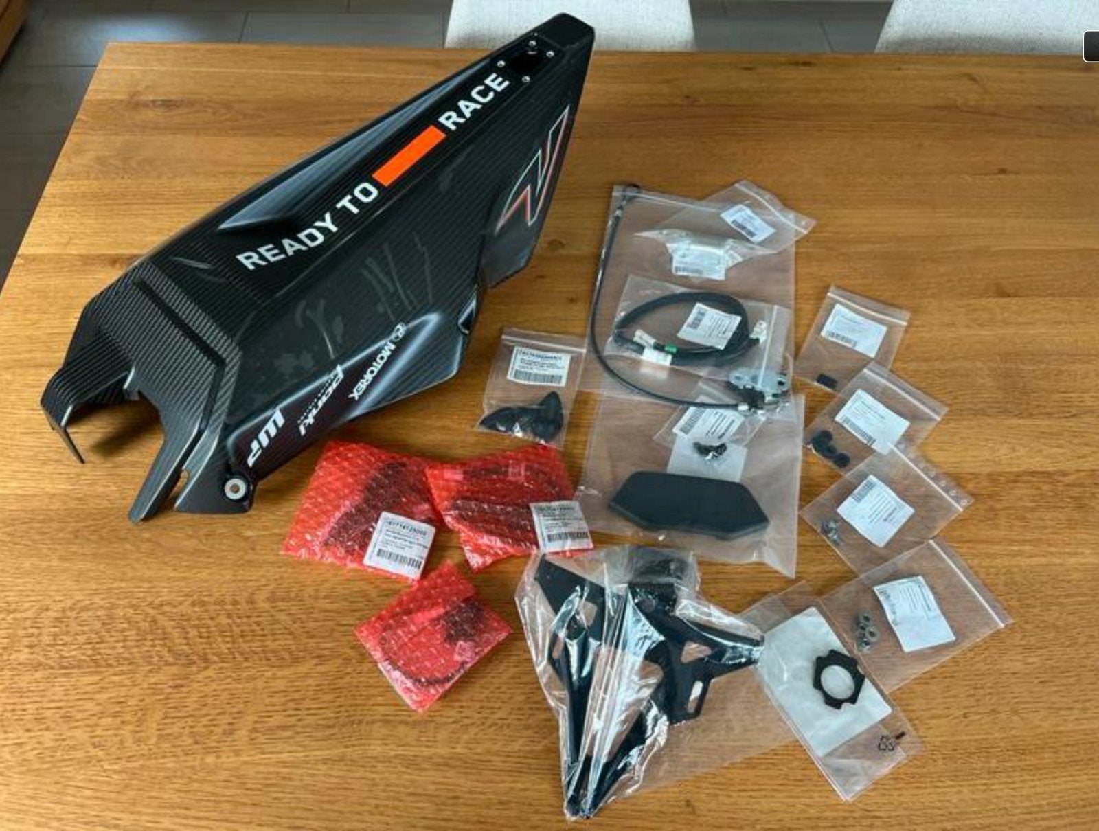 KTM Superduke 1290/1390 Full Carbon RR undertail NIEUW!!, Ophalen of Verzenden, Zo goed als nieuw