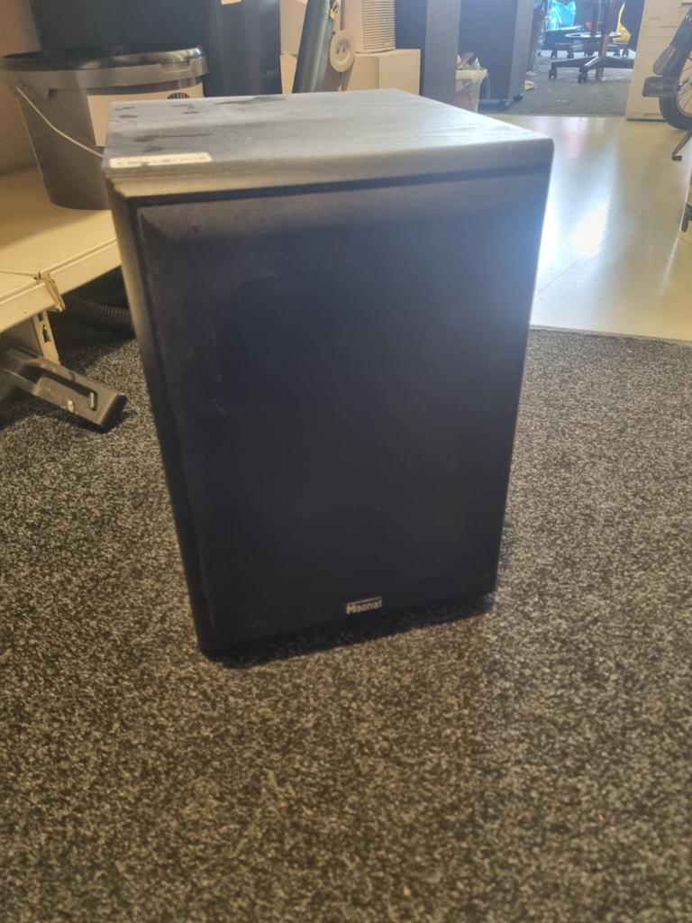 Magnat Subwoofer - Krachtige Bass voor Thuisbioscoop, Ophalen, Gebruikt, Subwoofer, Magnat