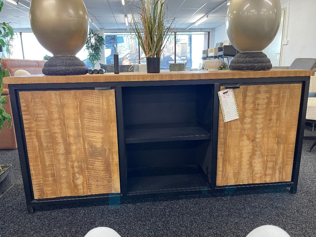 Dressoir  Mango metaal 180 cm aanbieding voor spot prijs