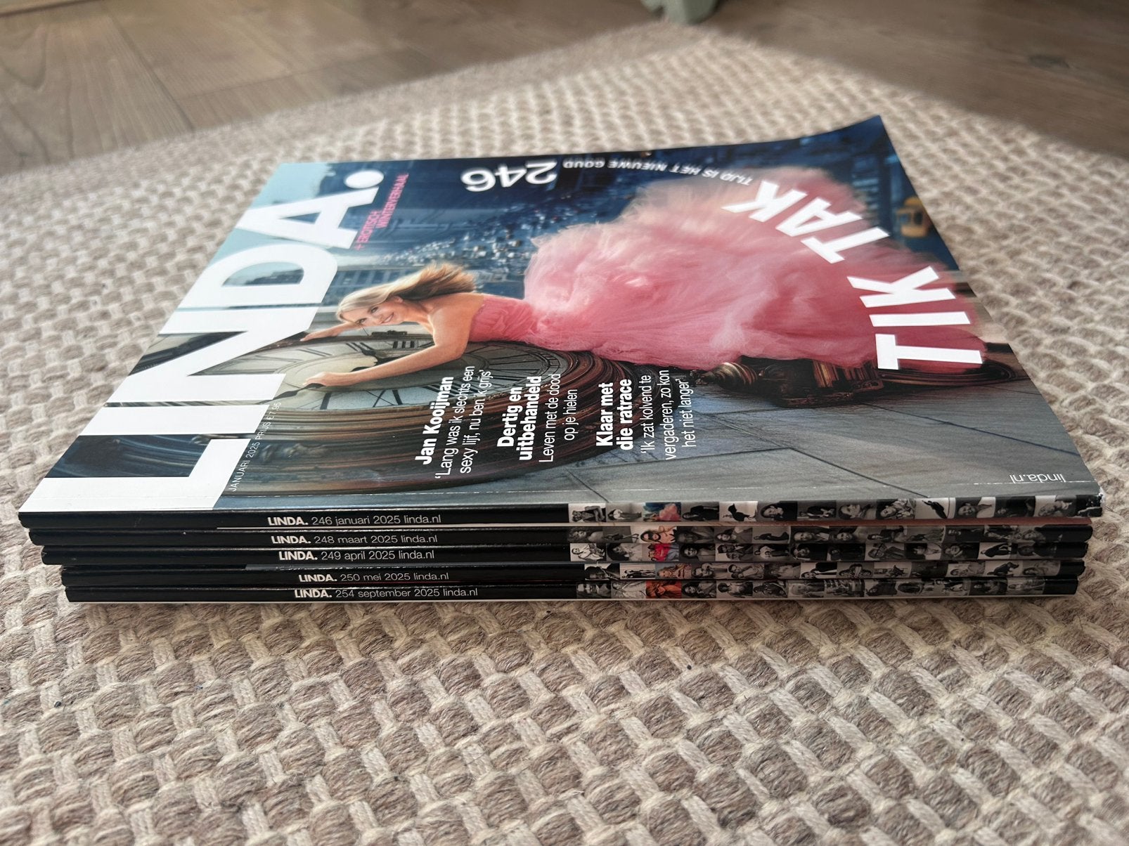 Linda jaargang 2025 5 stuks tijdschrift, Boeken, Ophalen of Verzenden, Zo goed als nieuw, Damesbladen