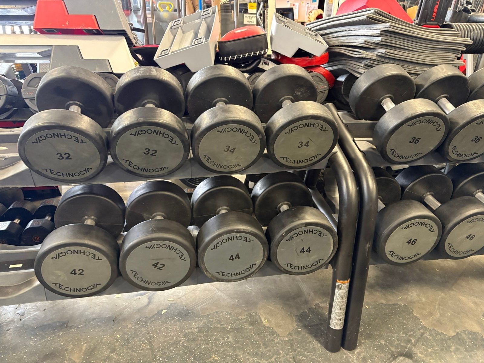 Technogym pu urethane dumbbells 32-50 kg dumbbell gewichten, Ophalen, Dumbbell, Technogym, Dumbbells