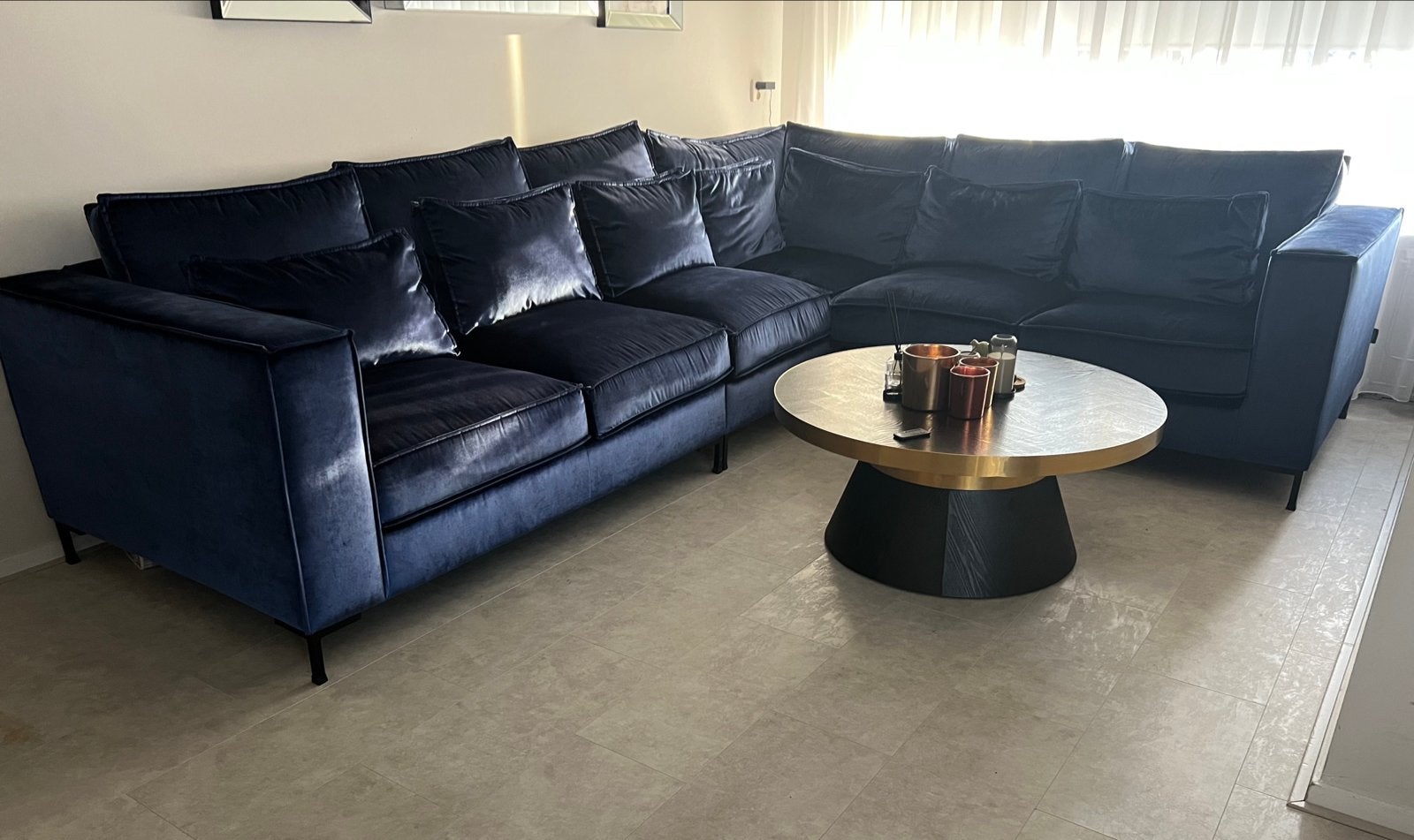 Richmond Donkerblauwe Velvet Hoekbank - 280x340cm, Ophalen, Zo goed als nieuw, Stof