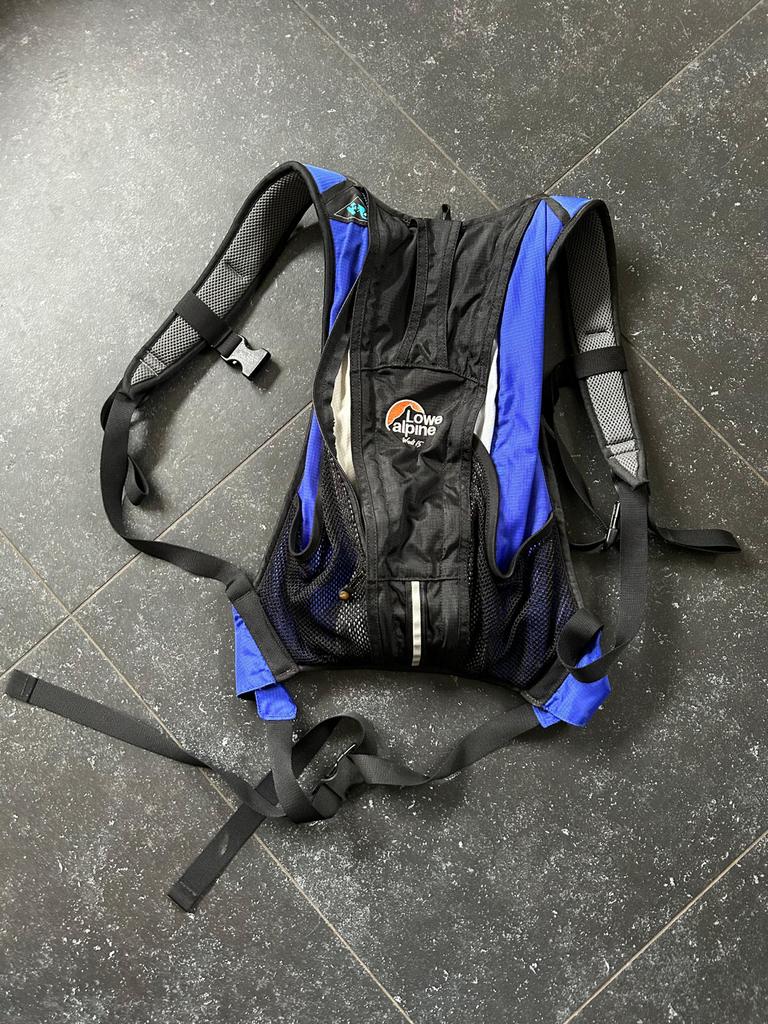 Lowe Alpine rugzakje met plaats voor 2 drinkflessen, Overige merken, Gebruikt, Ophalen of Verzenden, Minder dan 25 cm