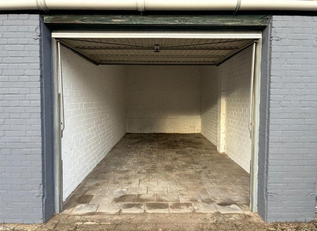 Garagebox bij het centrum van Bergen op Zoom (Parallelweg 10