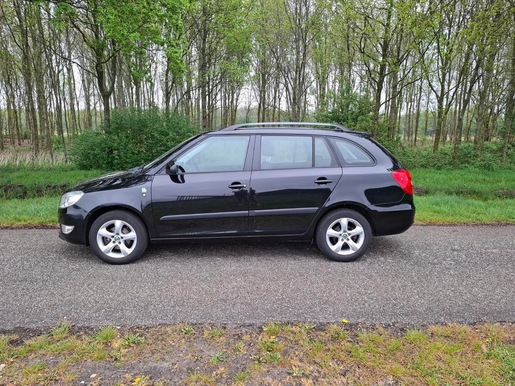 !Moet weg!  Skoda Fabia 1.2 TDI Greenline Combi 2011 Zwart, Zwart, 1199 cc, Zwart, Origineel Nederlands